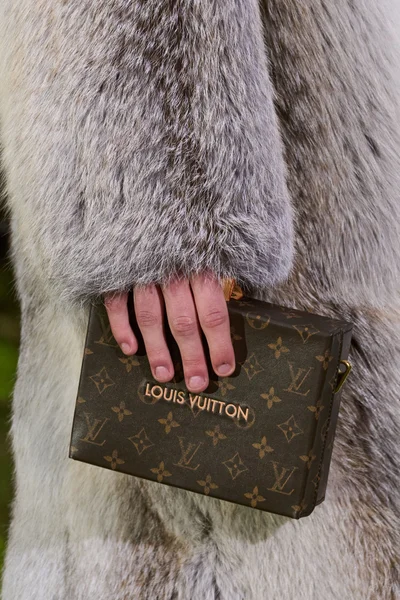 Look 187